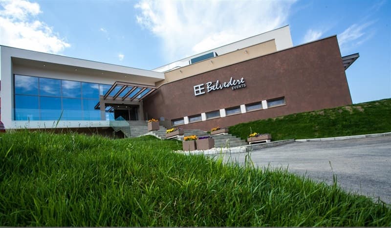 Belvedere Events (Brașov): clădirea centrului de evenimente văzută din exterior